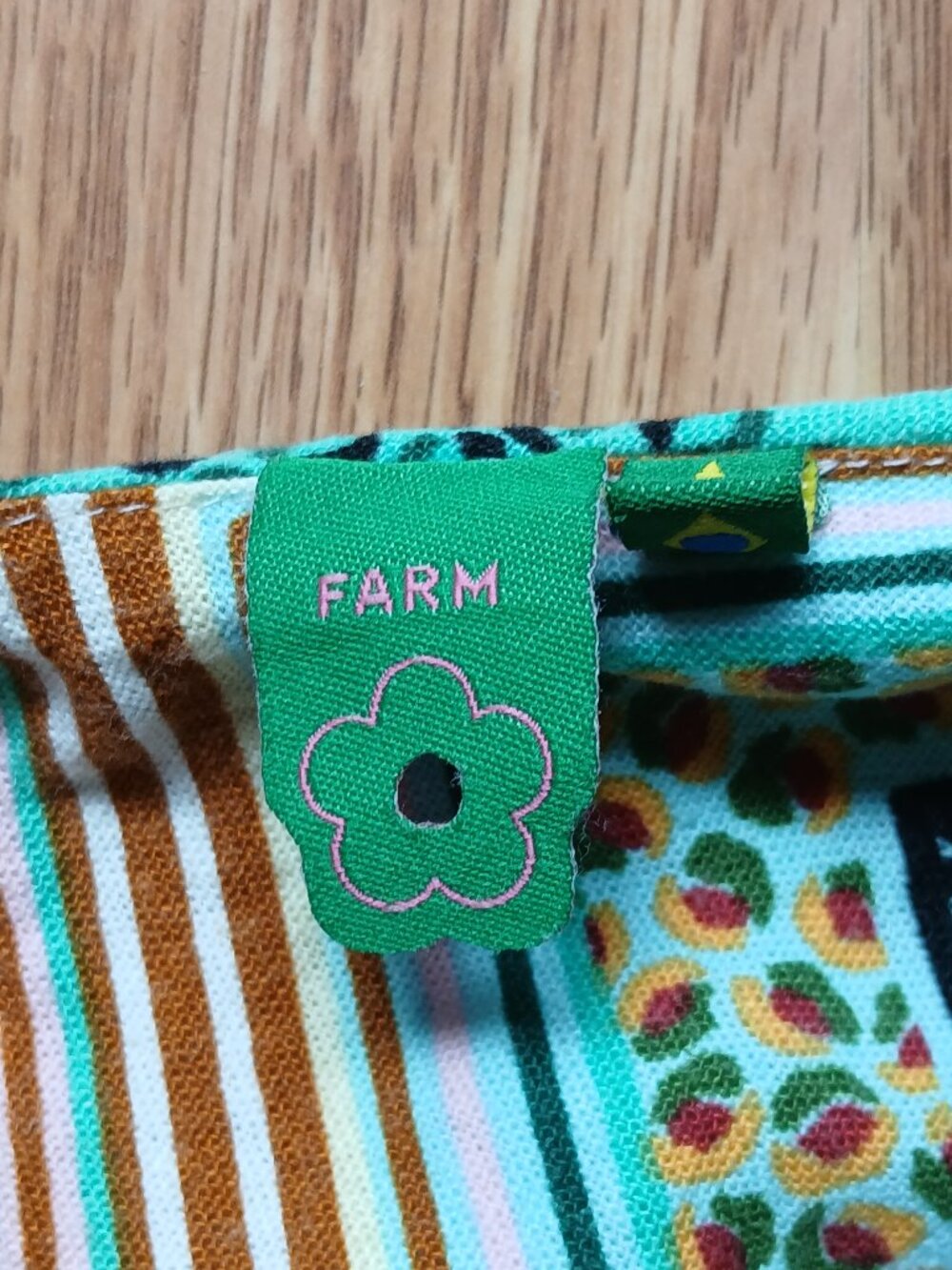 Farm Rio Nossa Selva (Our Jungle) One Shoulder Linen Blend Scarf Top Size Small - Picture 5 of 6